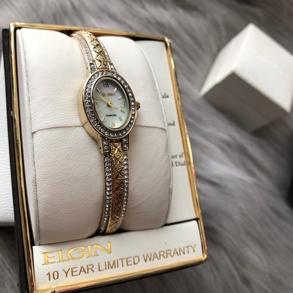 Elgin Watch ALL ITEMS WILL BE GONE BEFORE HOLIDAY AND NEGOTIABLE/BUY NOW! - Picture 2 of 3